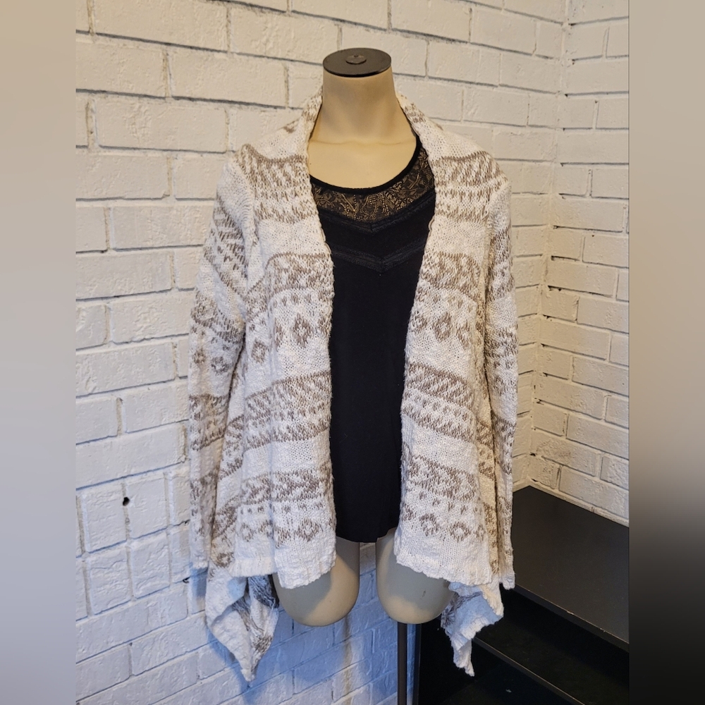 ✨ American Rag Cie Fair Isle Knit Cardigan - Size M